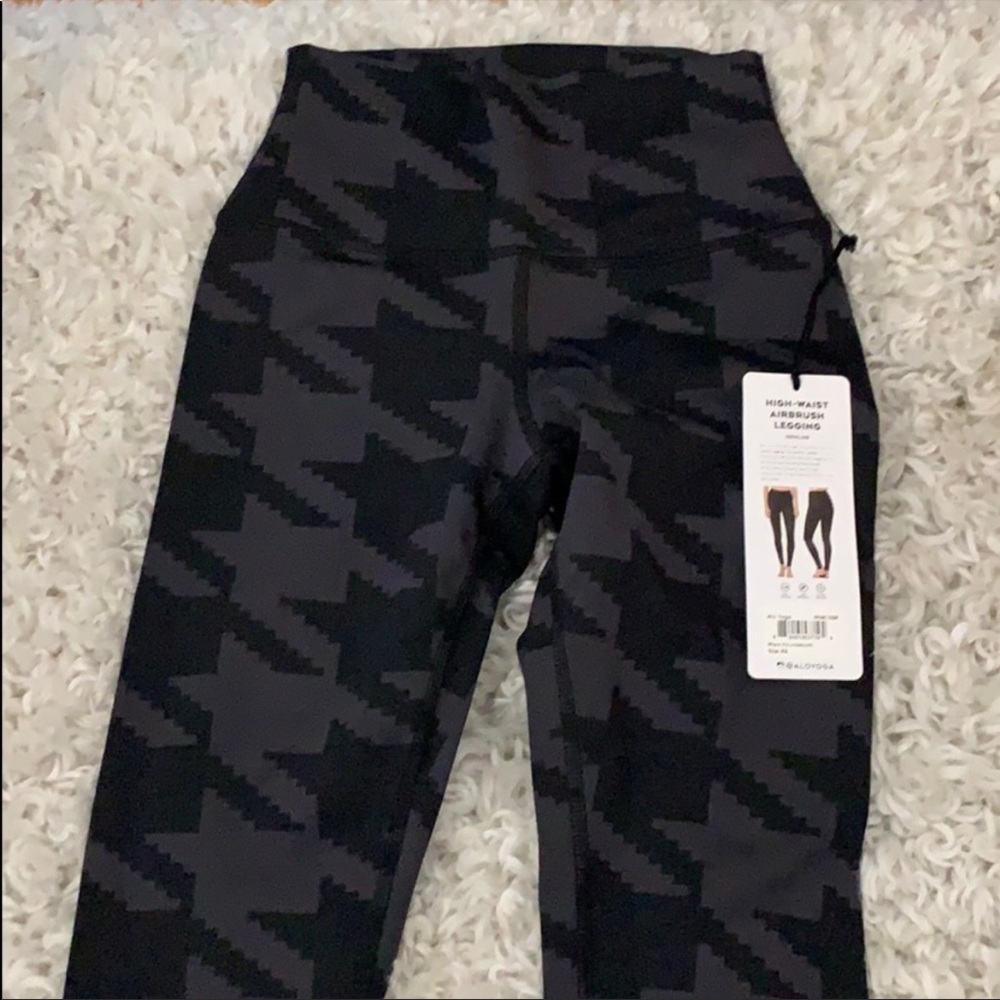 New Alo Highwaist Airbrush Legging